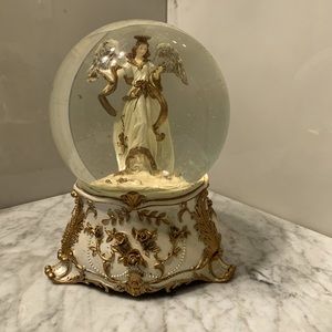 renaissance angel snowglobe and music box